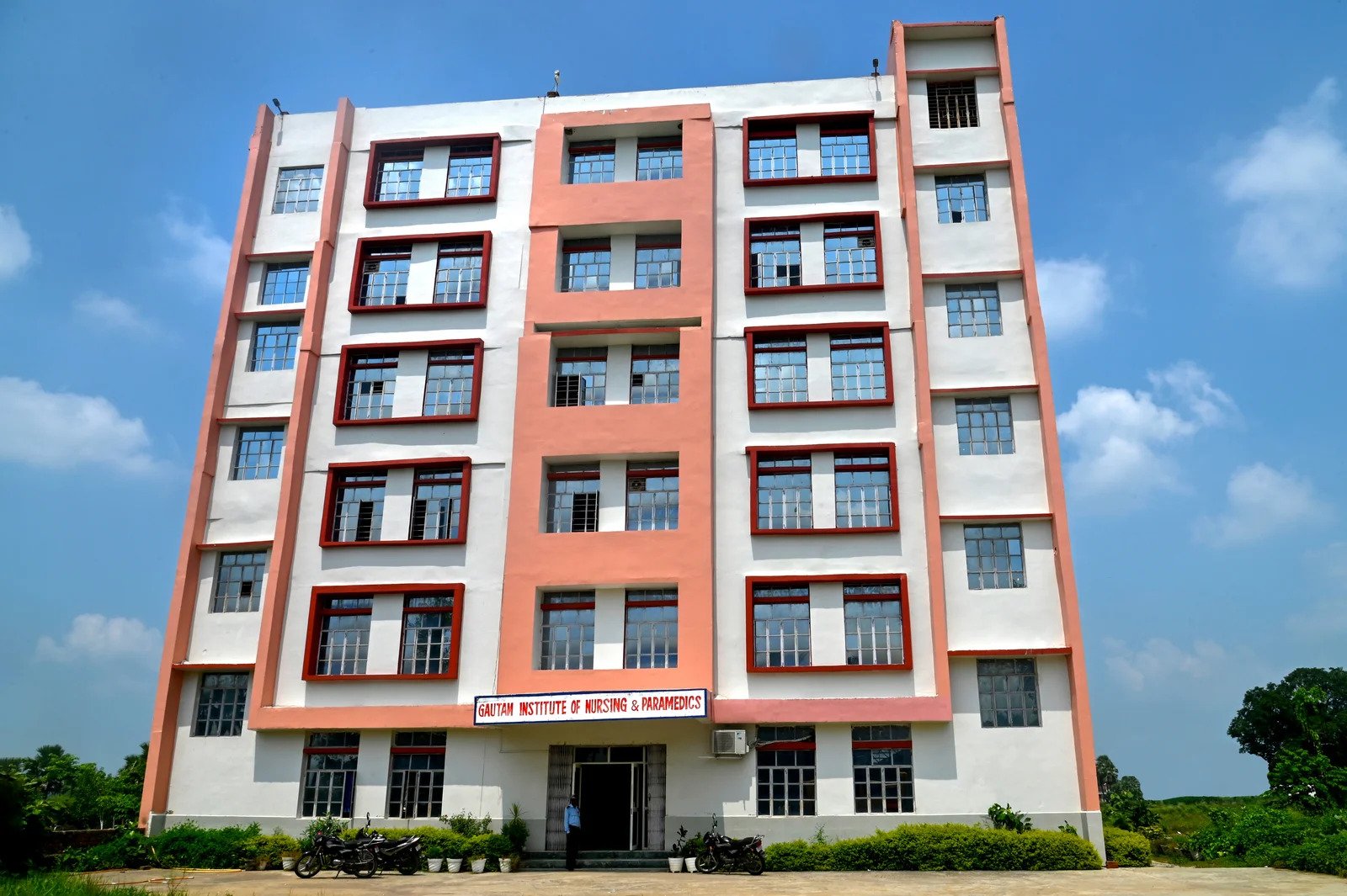 Gautam Institute of Nursing & Paramedics