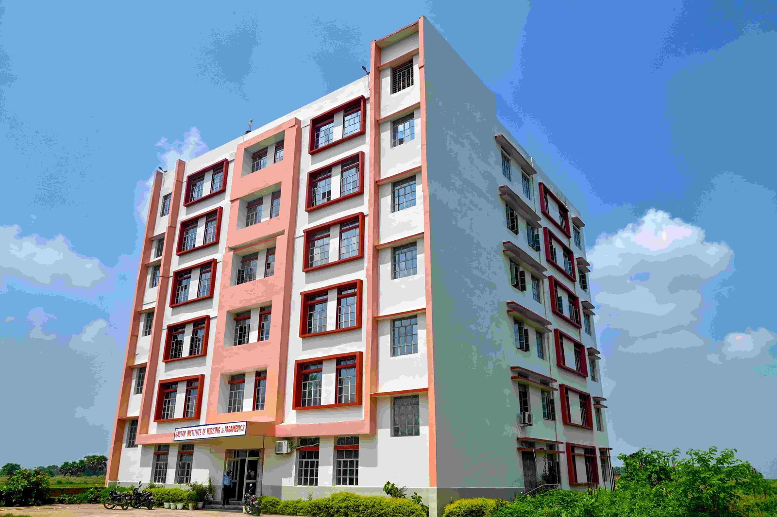 Gautam Institute of Nursing & Paramedics